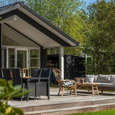 Dom wakacyjny In With Wifi